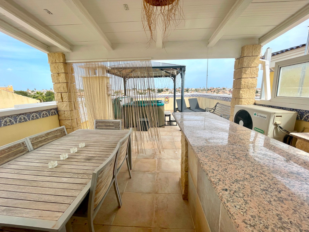 For sale - 3 Bedroom 2 Bathroom House - Detached Villa in San Fulgencio - San Fulgencio Centro  - Alicante