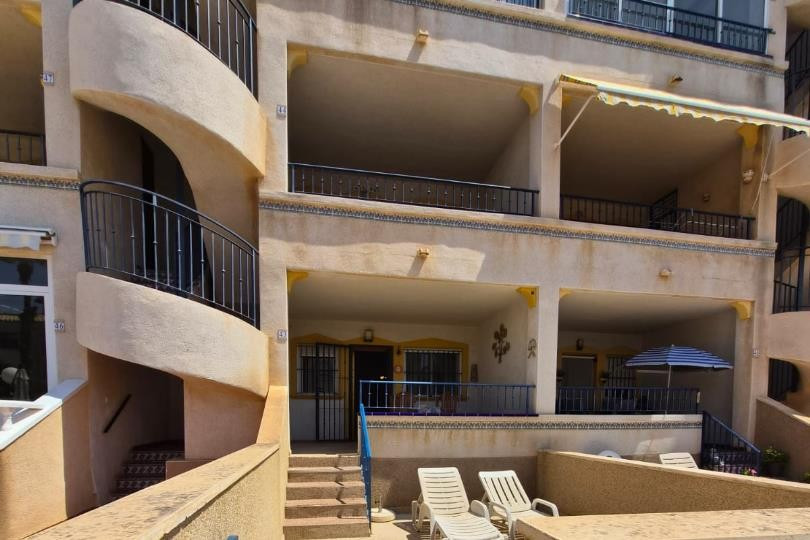 For sale - 2 Bedroom 1 Bathroom Apartment - Ground Floor Apartment in Orihuela - Punta Prima  - Alicante