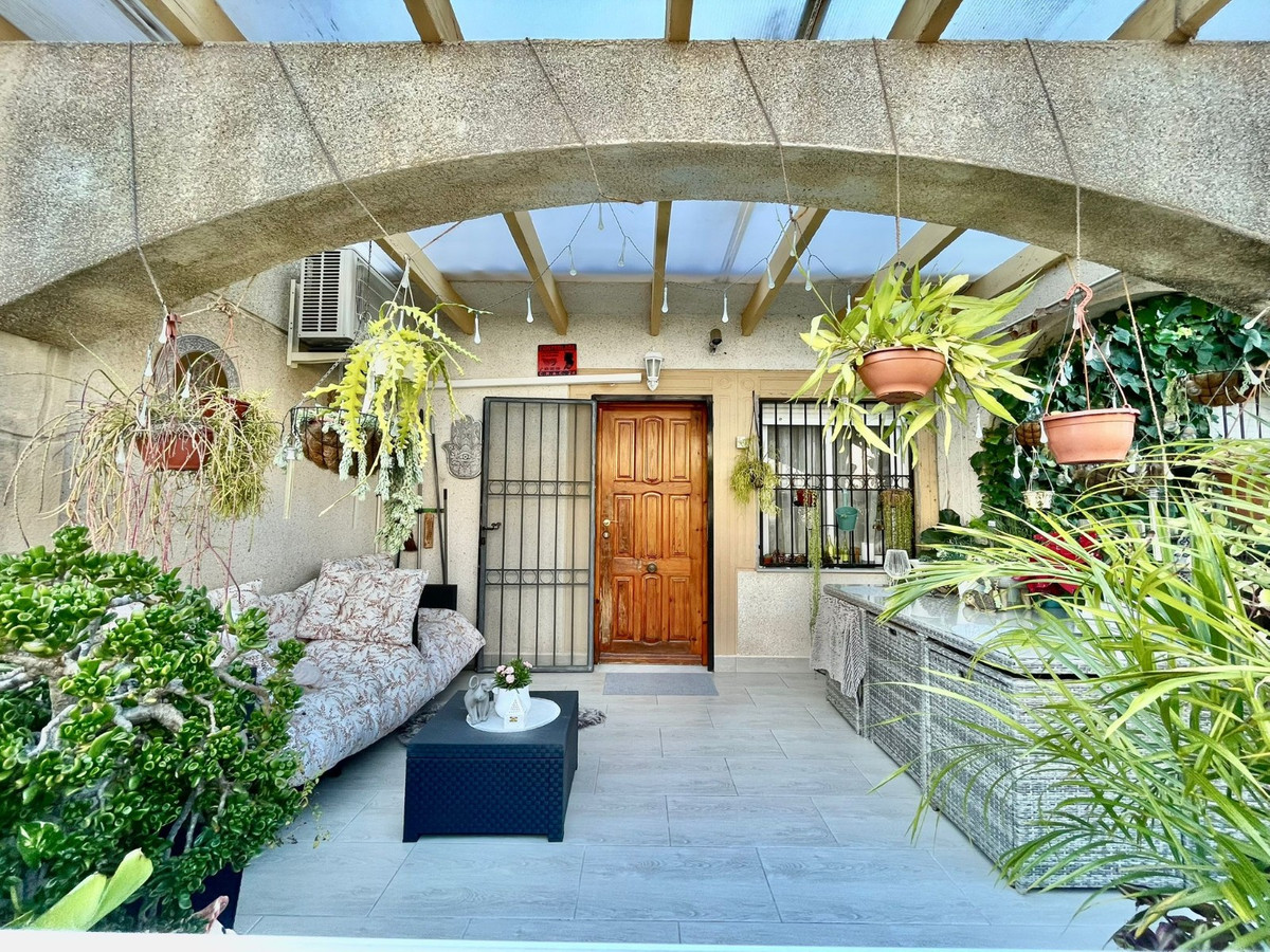 For sale - 3 Bedroom 1 Bathroom House - Townhouse in Orihuela - Playa Flamenca  - Alicante