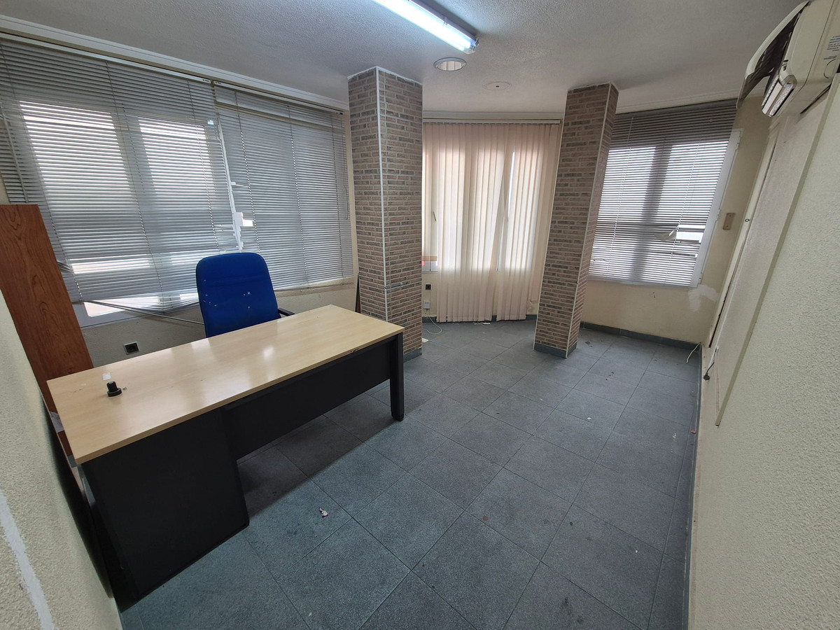 For sale - 2 Bedroom 1 Bathroom House - Townhouse in Torrevieja - Torrevieja Centro  - Alicante