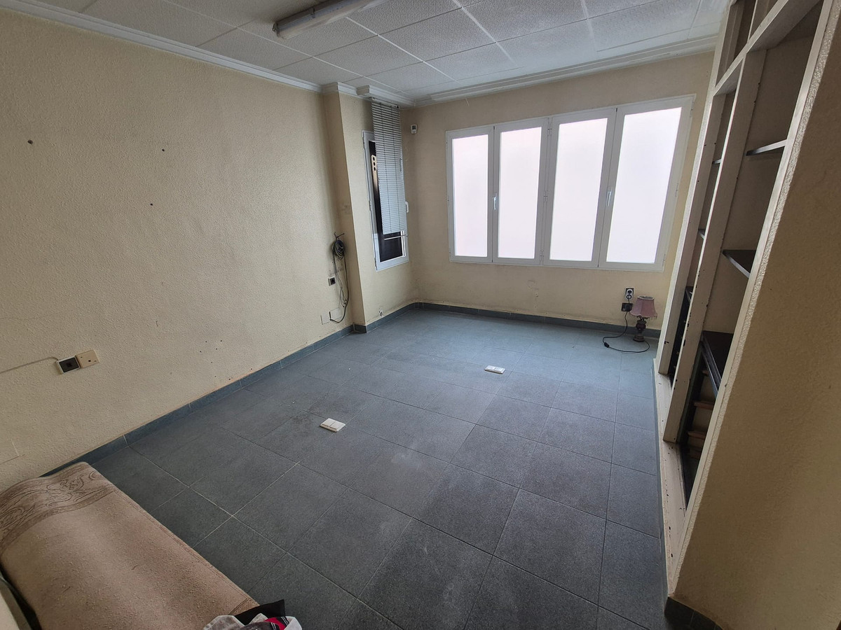 For sale - 2 Bedroom 1 Bathroom House - Townhouse in Torrevieja - Torrevieja Centro  - Alicante