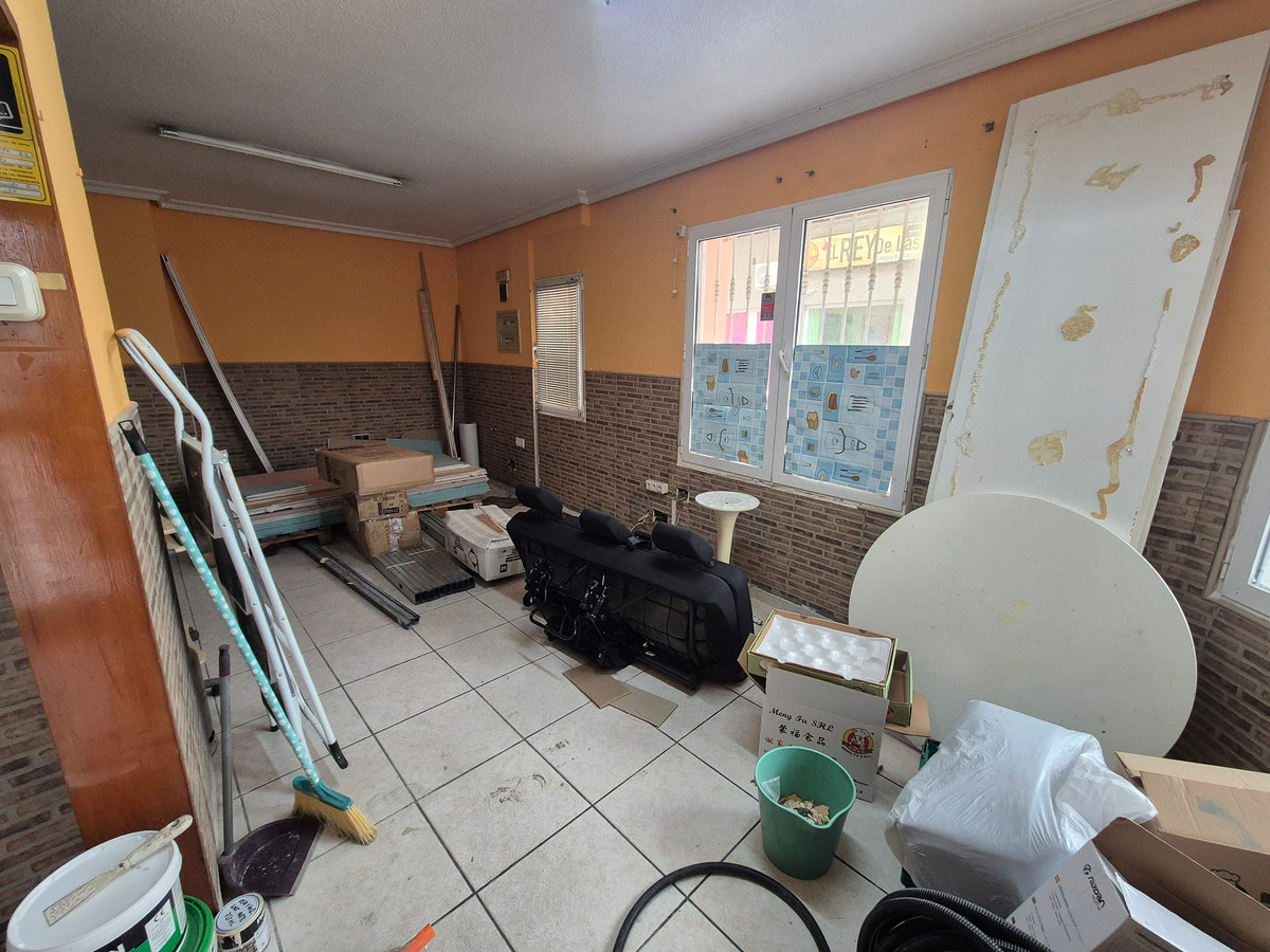 For sale - 2 Bedroom 1 Bathroom House - Townhouse in Torrevieja - Torrevieja Centro  - Alicante