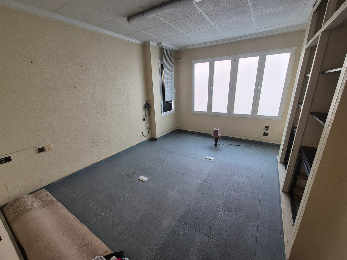 For sale - 2 Bedroom 1 Bathroom House - Townhouse in Torrevieja - Torrevieja Centro  - Alicante