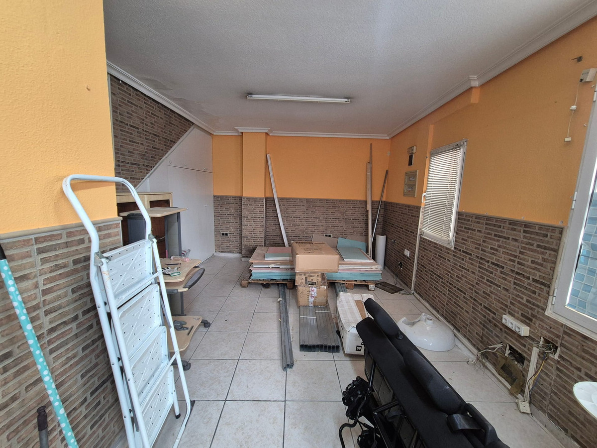 For sale - 2 Bedroom 1 Bathroom House - Townhouse in Torrevieja - Torrevieja Centro  - Alicante