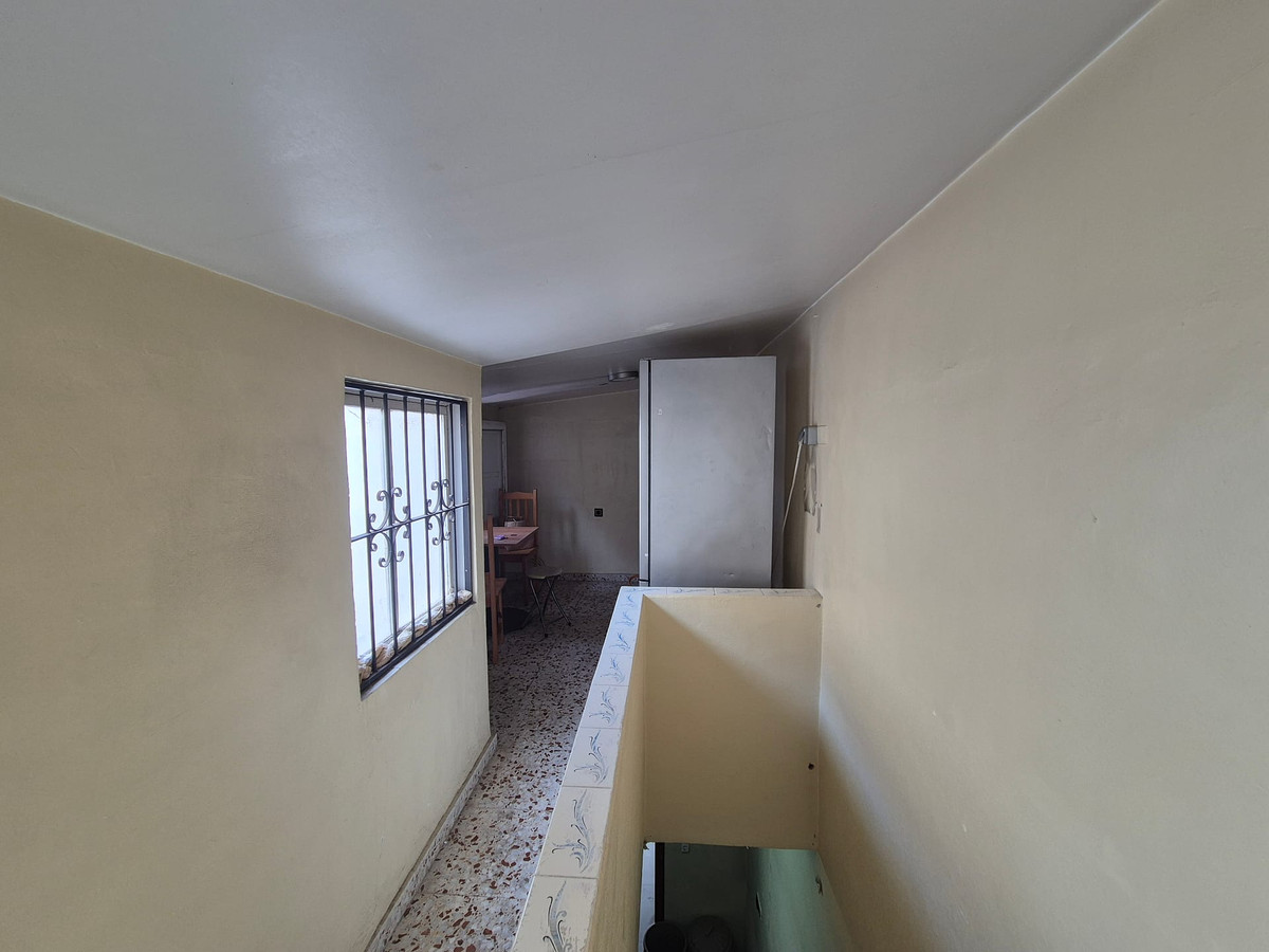 For sale - 2 Bedroom 1 Bathroom House - Townhouse in Torrevieja - Torrevieja Centro  - Alicante