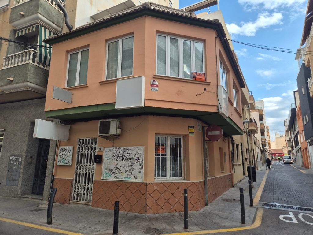 2 Bedroom 1 Bathroom House - Townhouse in Torrevieja