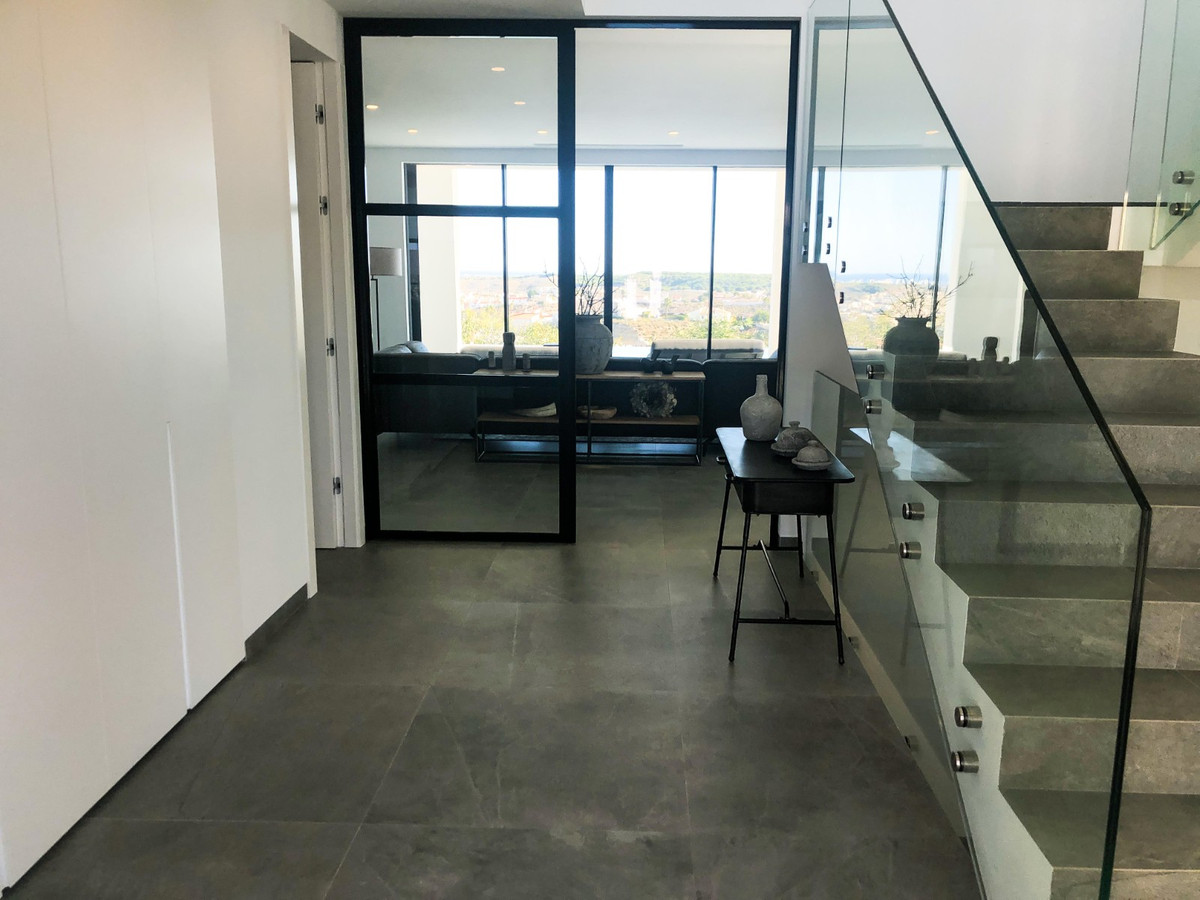 For sale - 6 Bedroom 5 Bathroom House - Detached Villa in Rojales - Ciudad Quesada  - Alicante