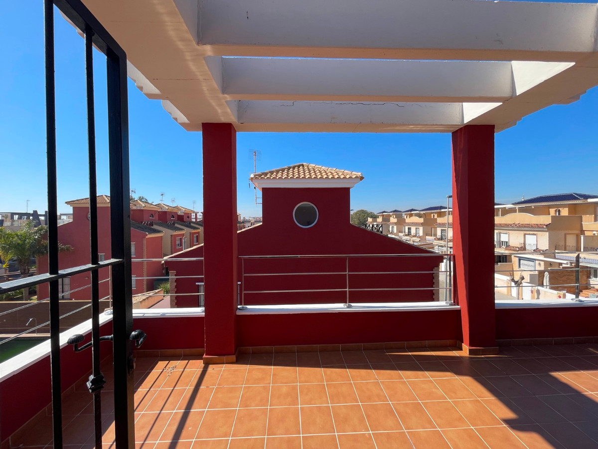 For sale - 4 Bedroom 3 Bathroom House - Townhouse in Pilar de la Horadada - Torre de la Horadada  - Alicante
