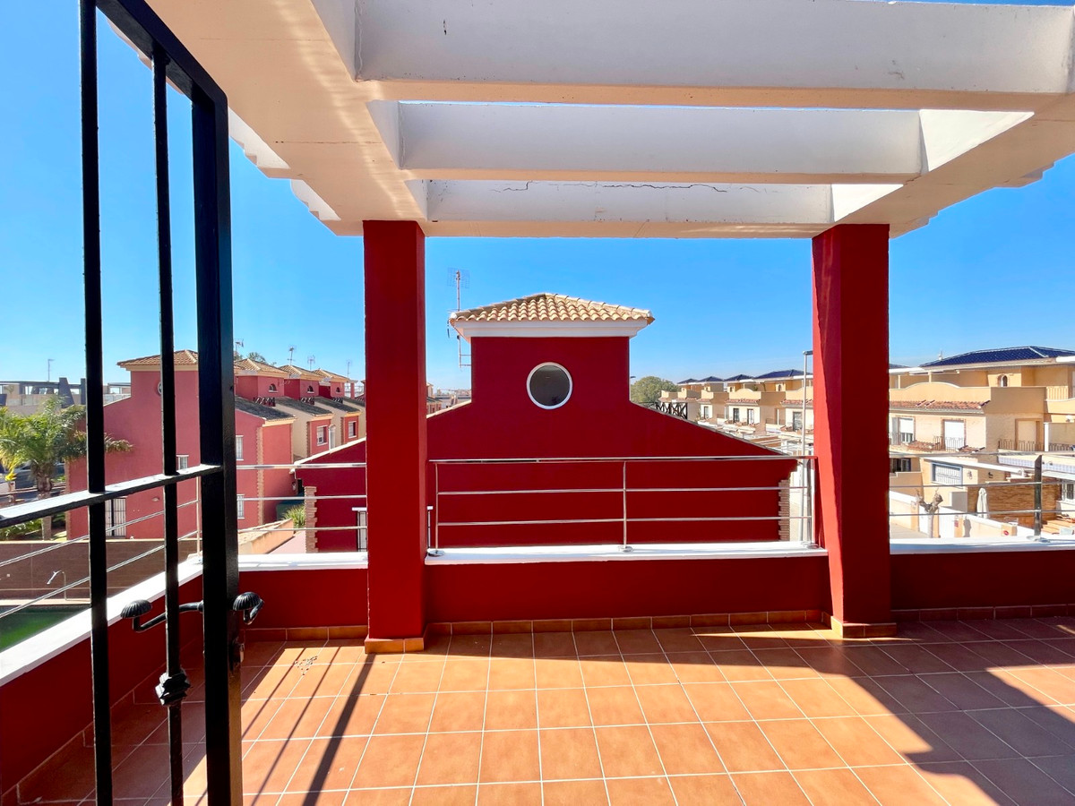 For sale - 4 Bedroom 3 Bathroom House - Townhouse in Pilar de la Horadada - Torre de la Horadada  - Alicante