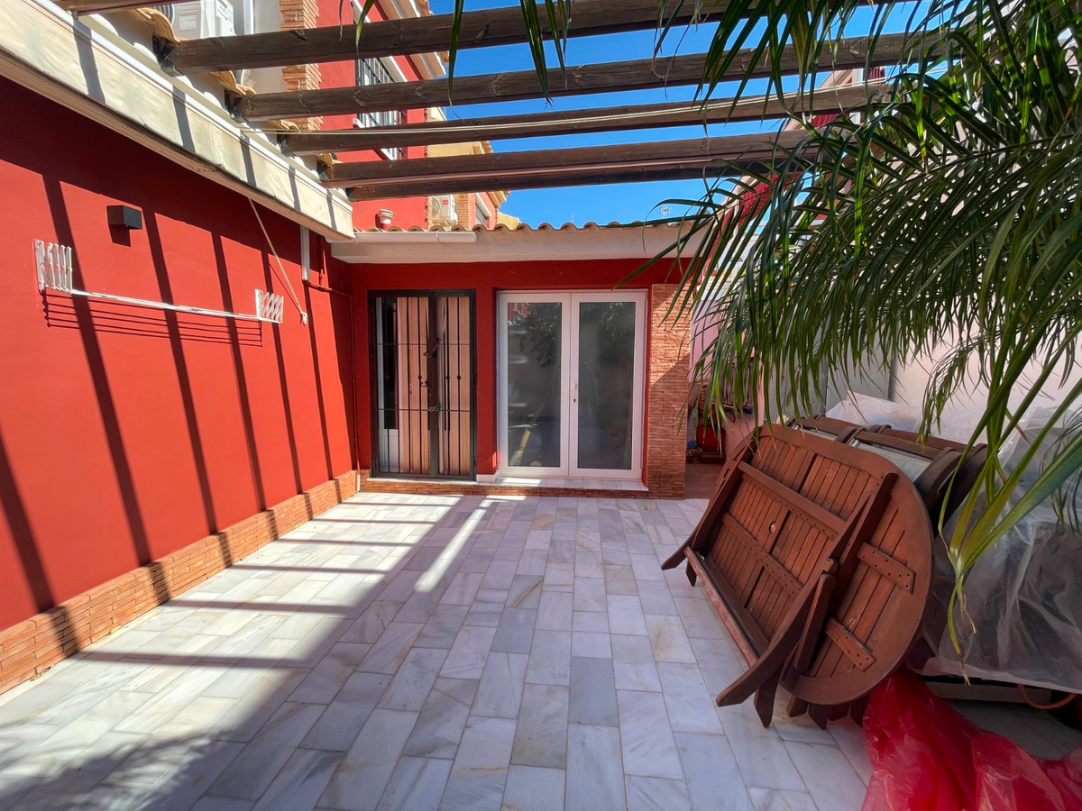 For sale - 4 Bedroom 3 Bathroom House - Townhouse in Pilar de la Horadada - Torre de la Horadada  - Alicante