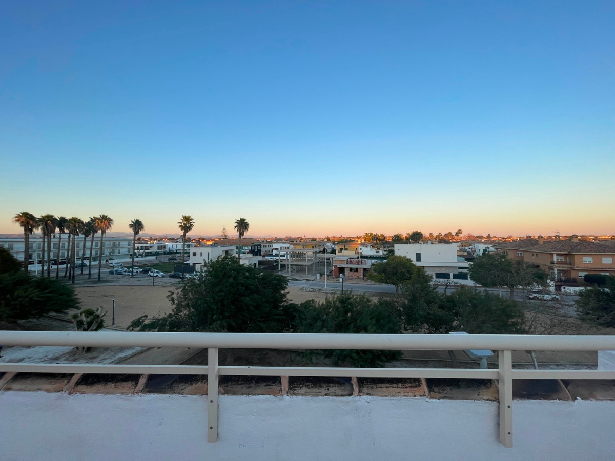 For sale - 3 Bedroom 3 Bathroom House - Detached Villa in Almoradi - Almoradi Centro  - Alicante