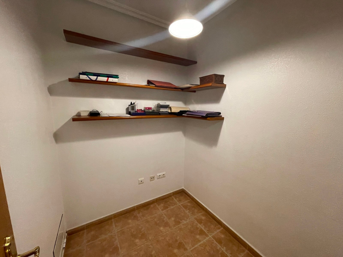 For sale - 3 Bedroom 3 Bathroom House - Detached Villa in Almoradi - Almoradi Centro  - Alicante