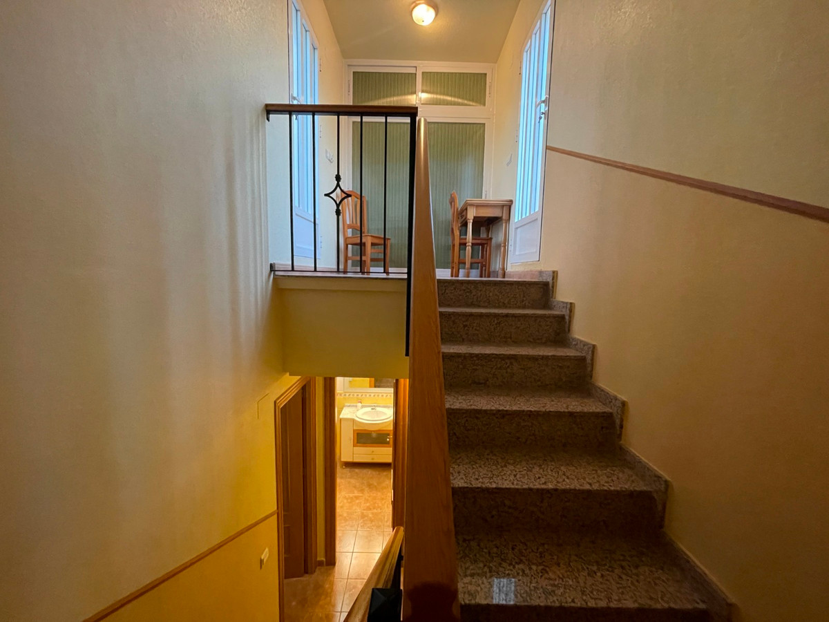 For sale - 3 Bedroom 3 Bathroom House - Detached Villa in Almoradi - Almoradi Centro  - Alicante