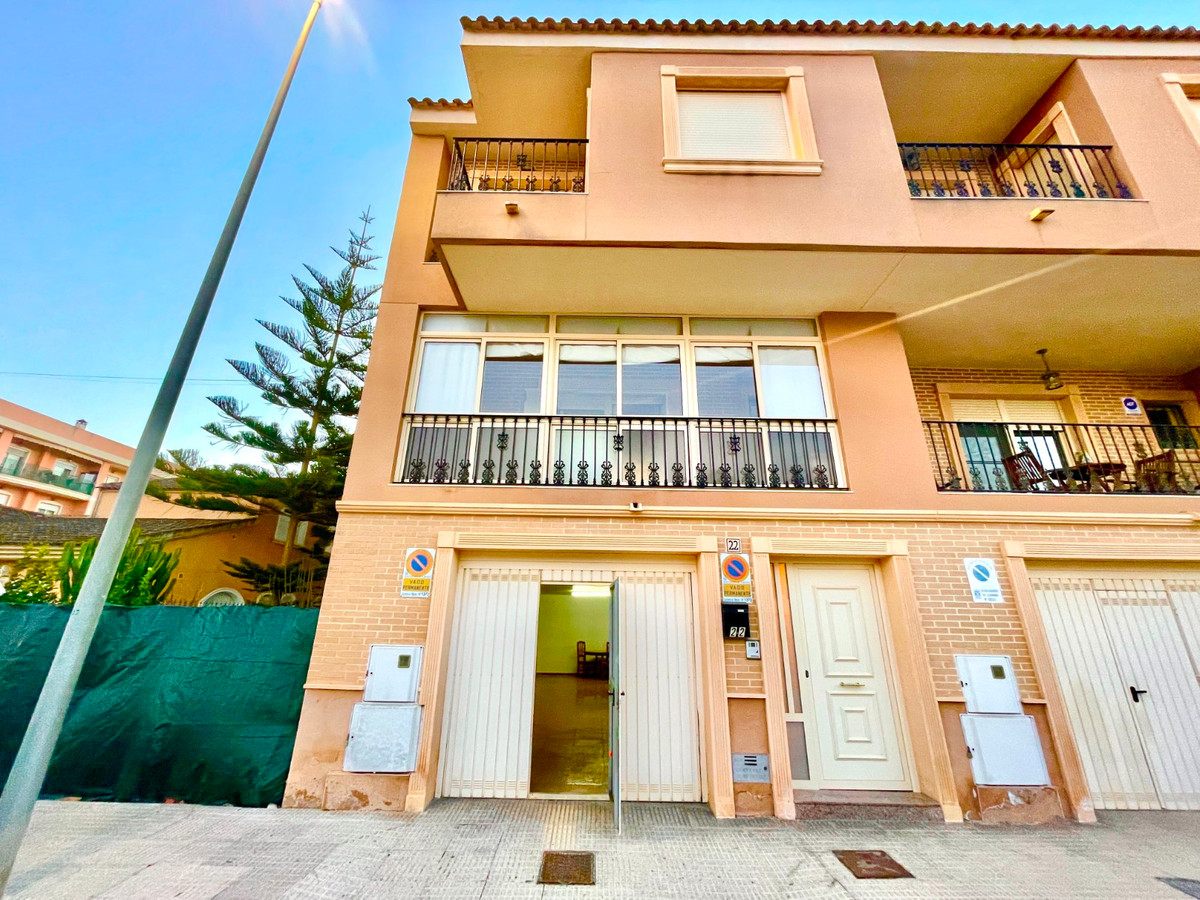 For sale - 3 Bedroom 3 Bathroom House - Detached Villa in Almoradi - Almoradi Centro  - Alicante