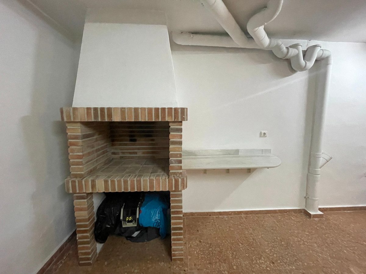 For sale - 3 Bedroom 3 Bathroom House - Detached Villa in Almoradi - Almoradi Centro  - Alicante