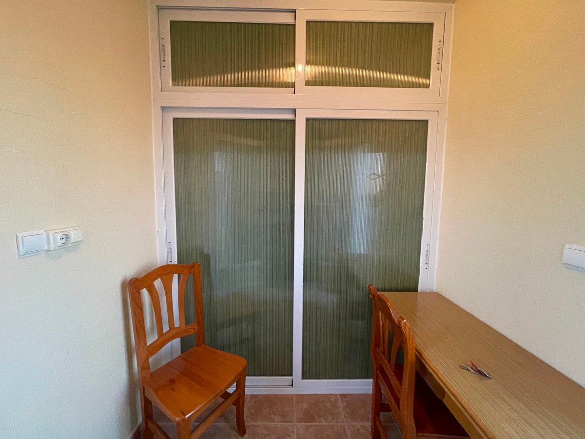 For sale - 3 Bedroom 3 Bathroom House - Detached Villa in Almoradi - Almoradi Centro  - Alicante