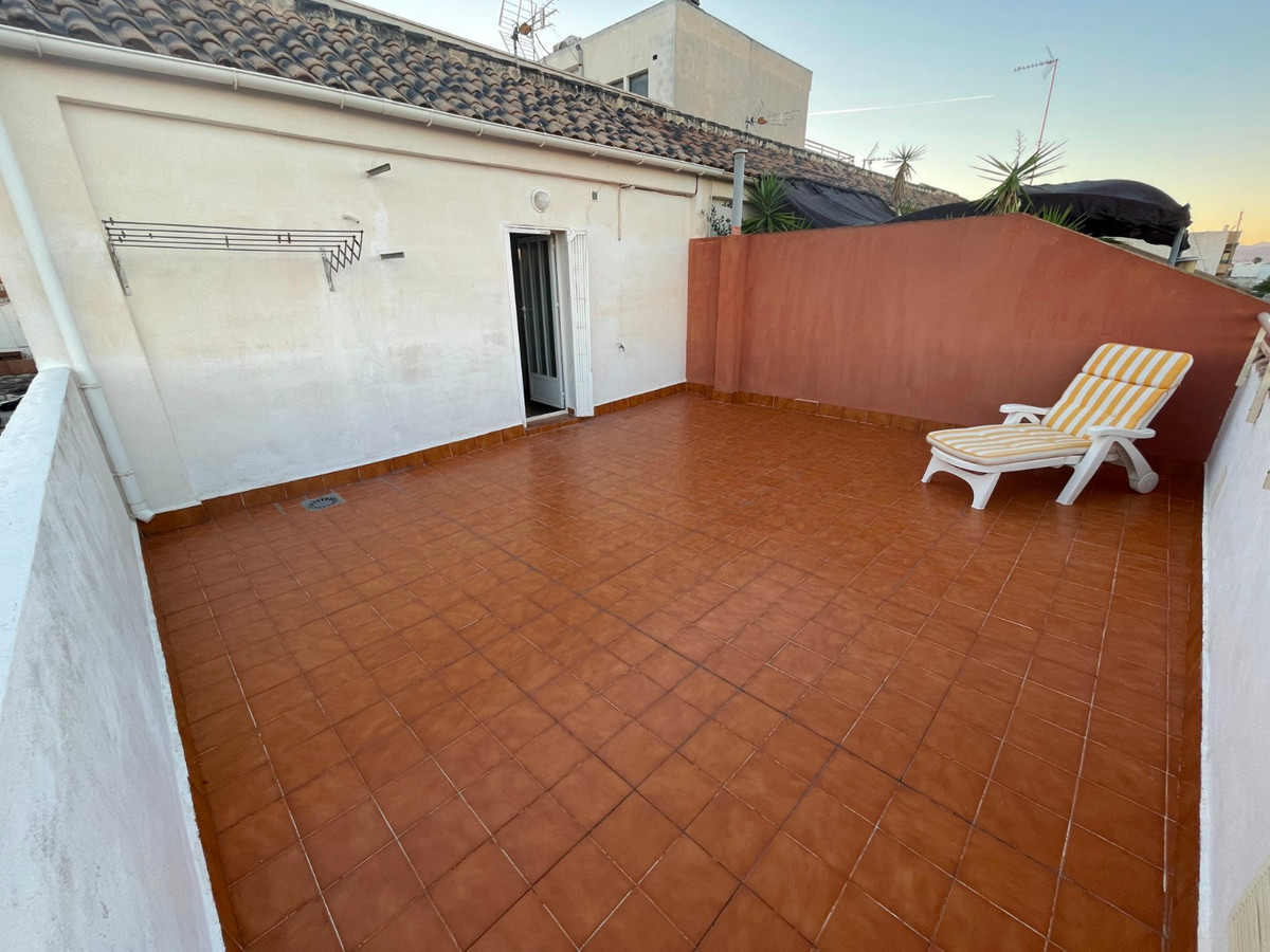 For sale - 3 Bedroom 3 Bathroom House - Detached Villa in Almoradi - Almoradi Centro  - Alicante