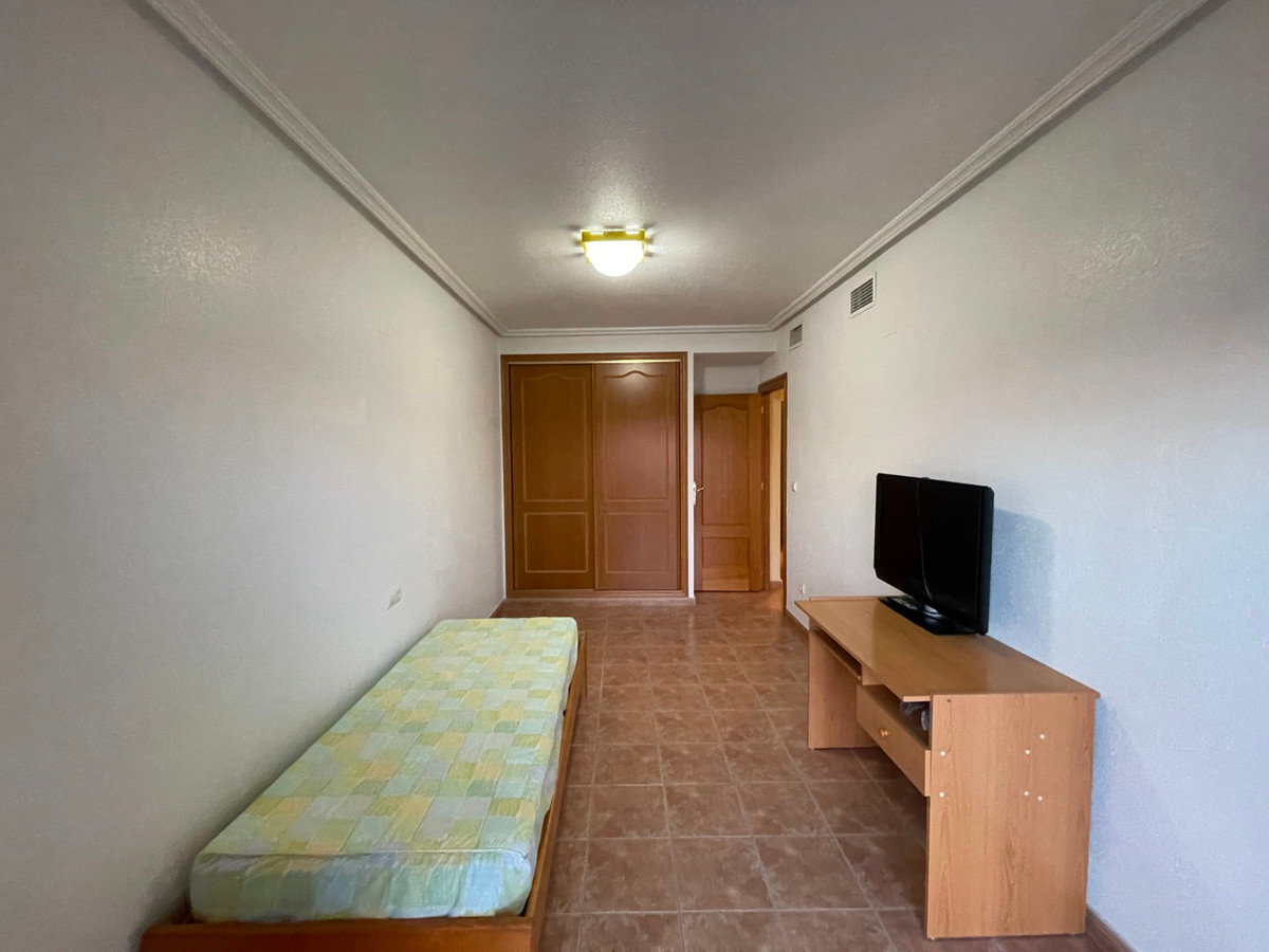 For sale - 3 Bedroom 3 Bathroom House - Detached Villa in Almoradi - Almoradi Centro  - Alicante