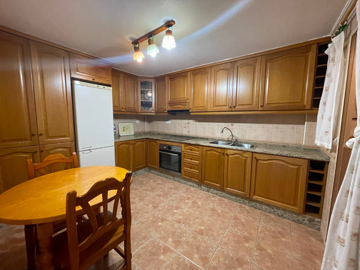 For sale - 3 Bedroom 3 Bathroom House - Detached Villa in Almoradi - Almoradi Centro  - Alicante