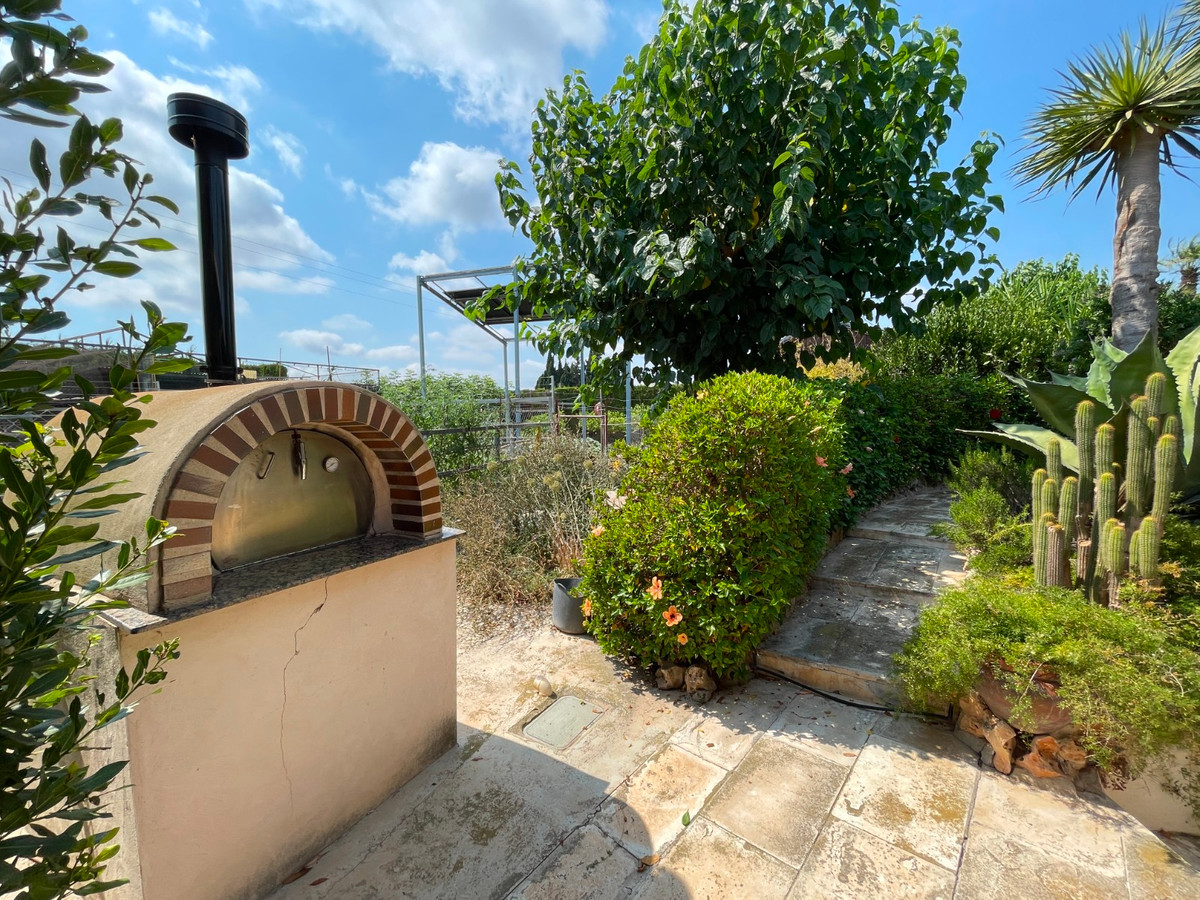 For sale - 4 Bedroom 4 Bathroom House - Detached Villa in San Fulgencio - La Marina  - Alicante