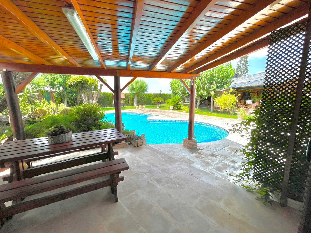 For sale - 4 Bedroom 4 Bathroom House - Detached Villa in San Fulgencio - La Marina  - Alicante