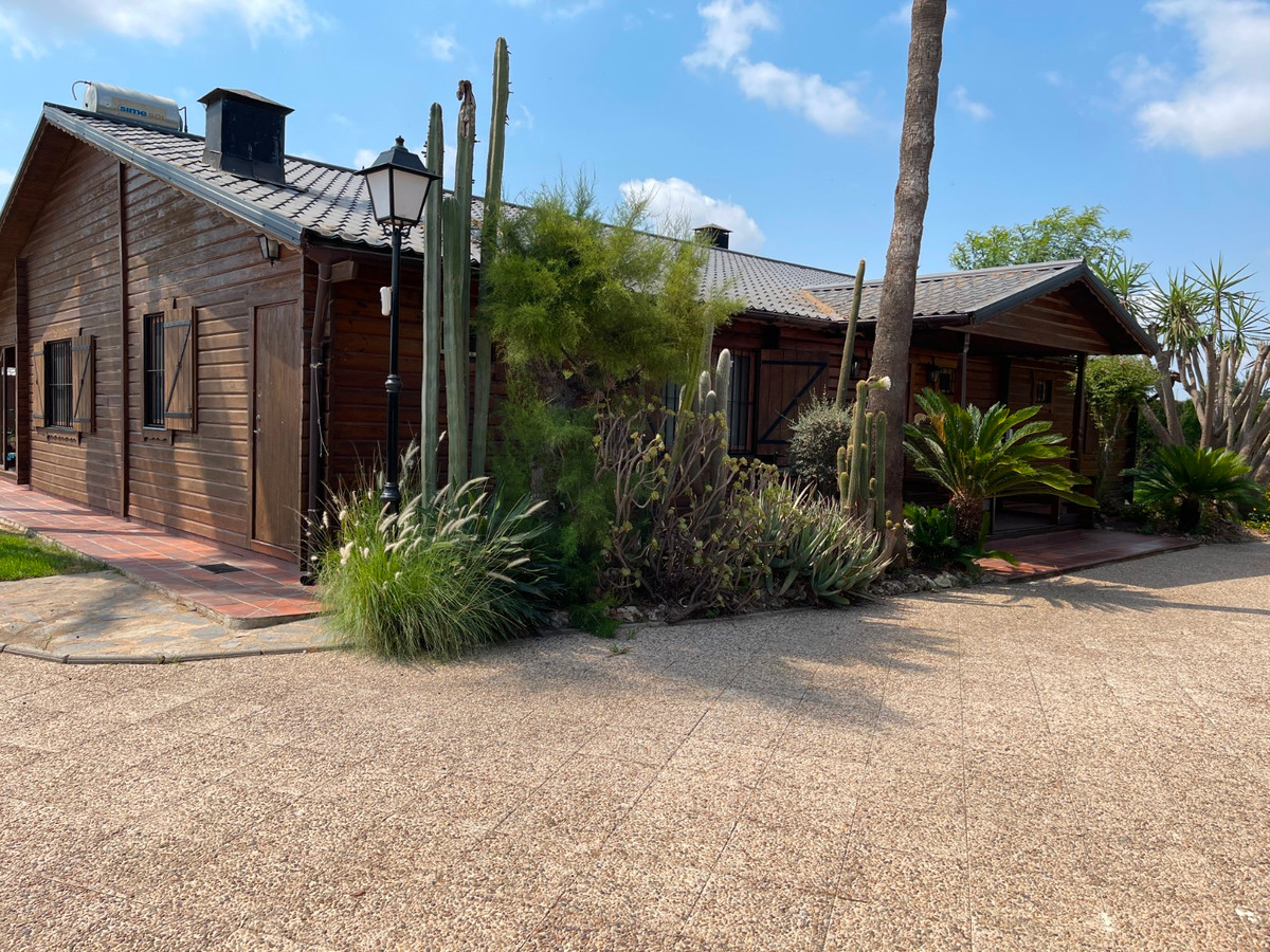 For sale - 4 Bedroom 4 Bathroom House - Detached Villa in San Fulgencio - La Marina  - Alicante