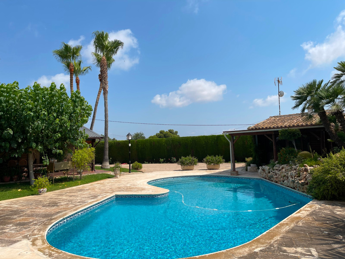 For sale - 4 Bedroom 4 Bathroom House - Detached Villa in San Fulgencio - La Marina  - Alicante