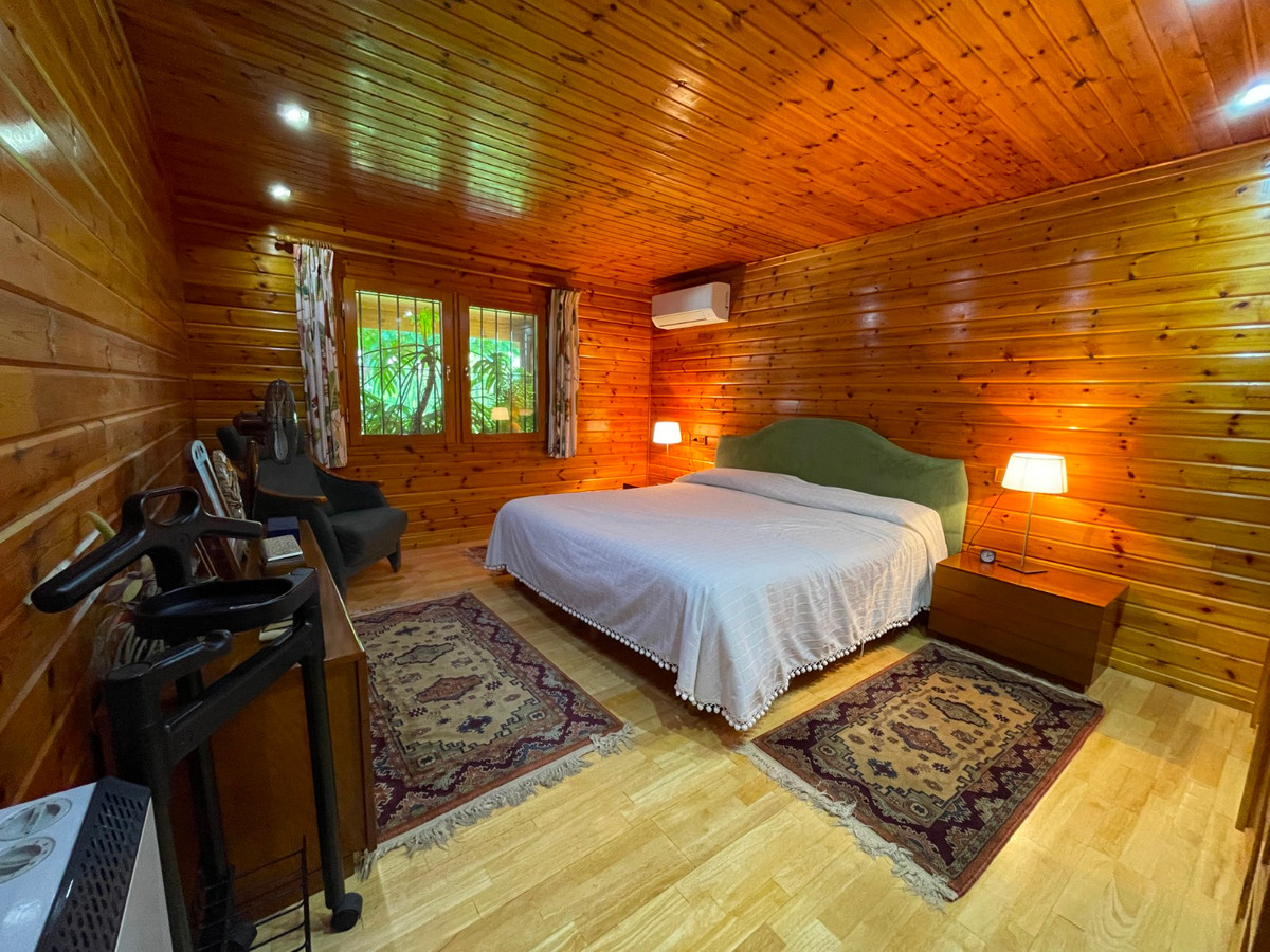 For sale - 4 Bedroom 4 Bathroom House - Detached Villa in San Fulgencio - La Marina  - Alicante