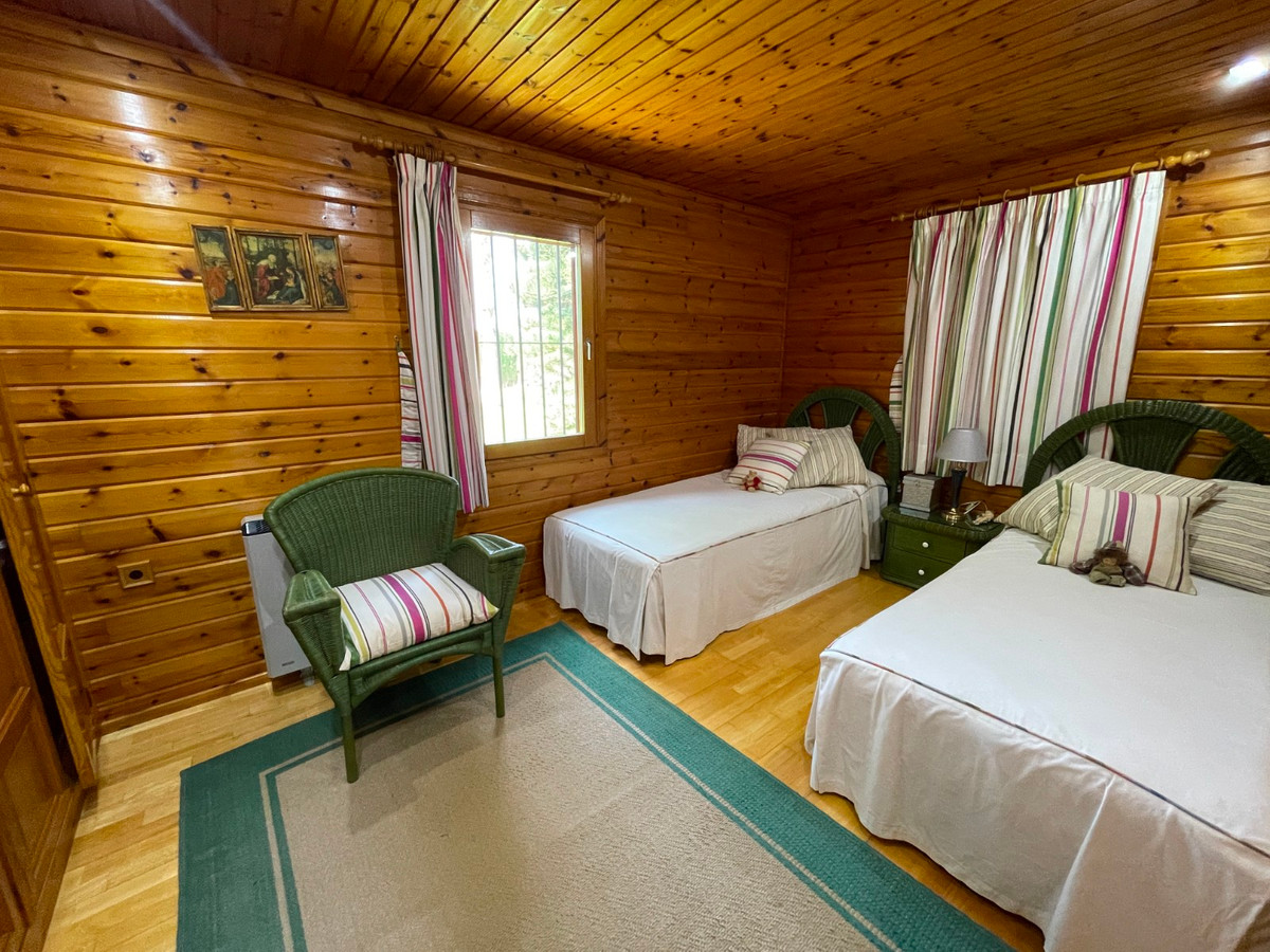 For sale - 4 Bedroom 4 Bathroom House - Detached Villa in San Fulgencio - La Marina  - Alicante