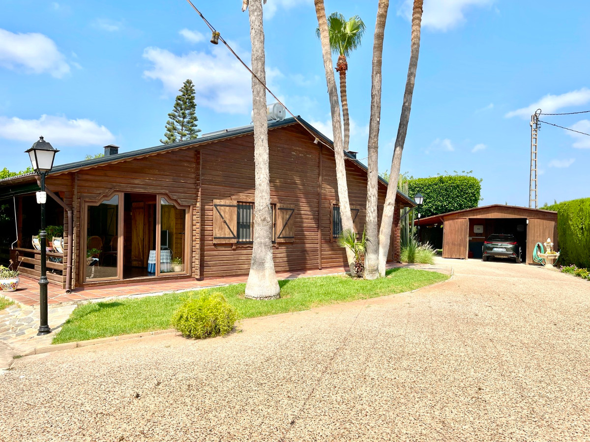 For sale - 4 Bedroom 4 Bathroom House - Detached Villa in San Fulgencio - La Marina  - Alicante