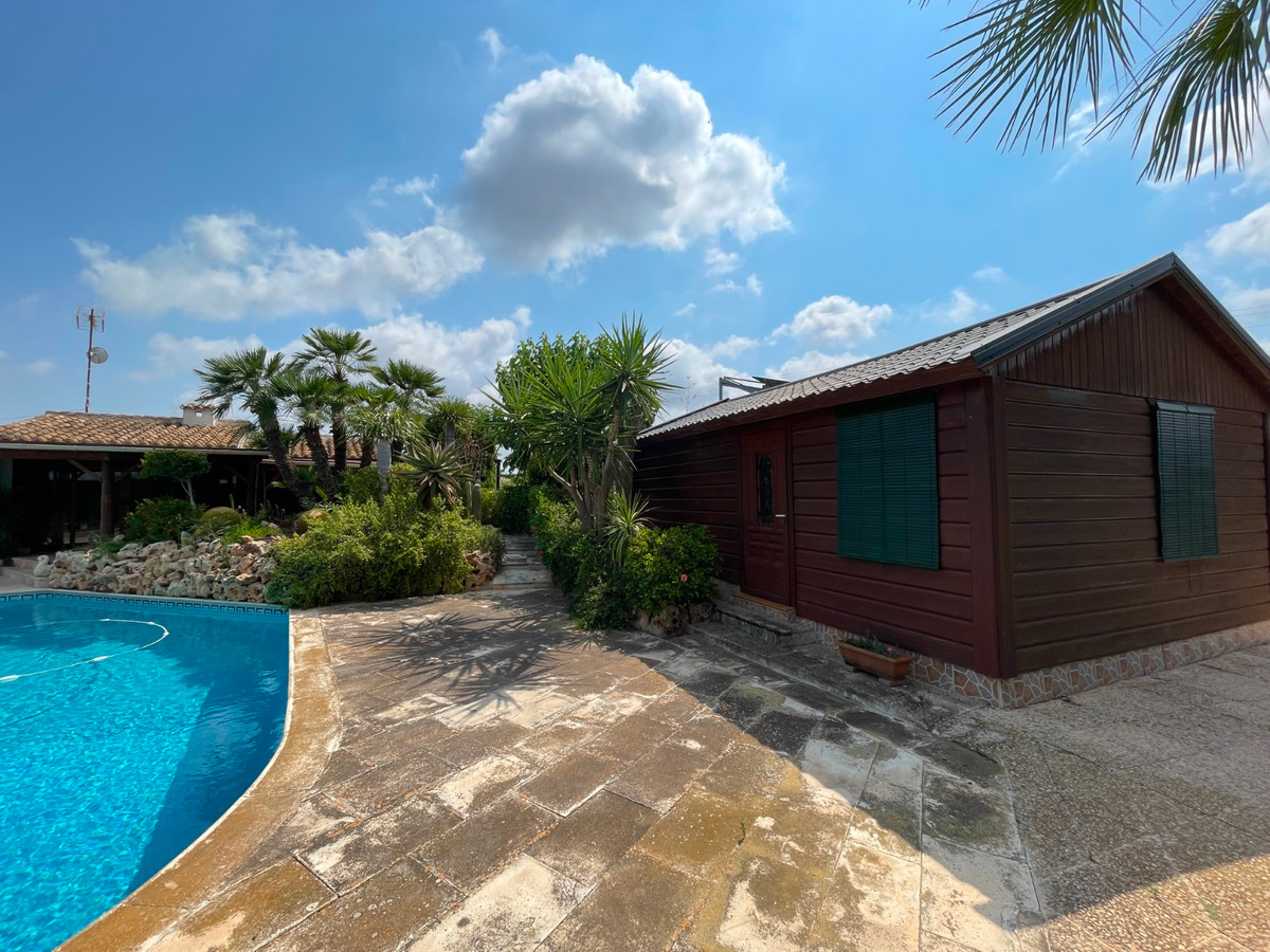 For sale - 4 Bedroom 4 Bathroom House - Detached Villa in San Fulgencio - La Marina  - Alicante