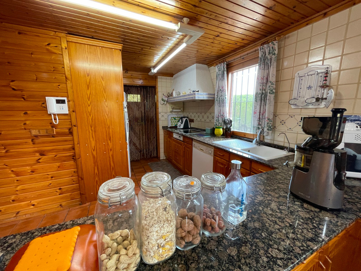 For sale - 4 Bedroom 4 Bathroom House - Detached Villa in San Fulgencio - La Marina  - Alicante