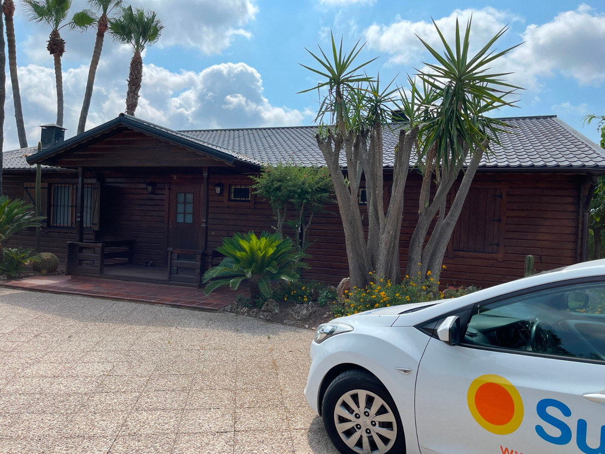 For sale - 4 Bedroom 4 Bathroom House - Detached Villa in San Fulgencio - La Marina  - Alicante