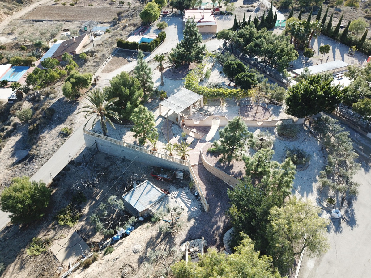 For sale - 5 Bedroom 4 Bathroom House - Finca - Cortijo in Crevillente - Crevillent - Crevillente - Crevillent Centro  - Alicante