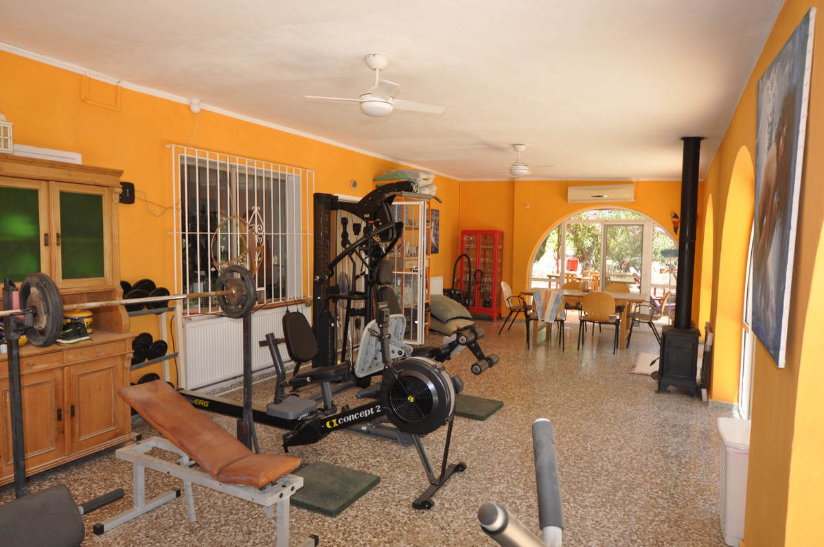 For sale - 5 Bedroom 4 Bathroom House - Finca - Cortijo in Crevillente - Crevillent - Crevillente - Crevillent Centro  - Alicante