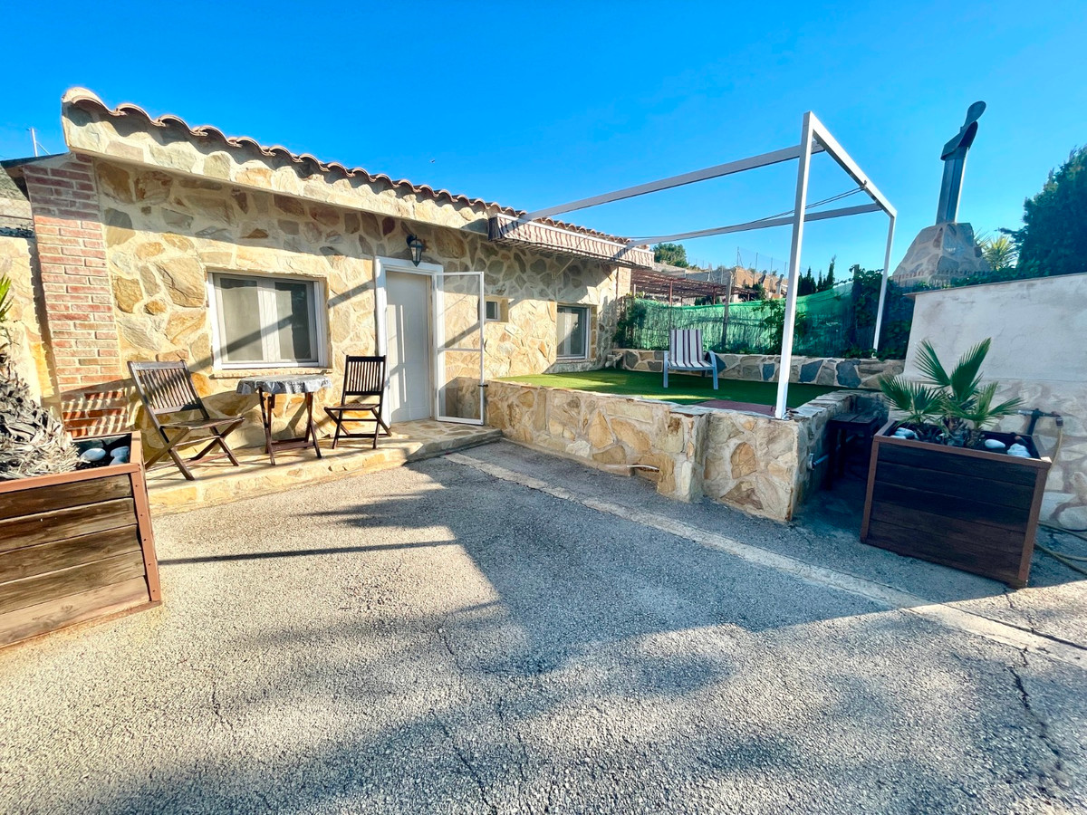 For sale - 5 Bedroom 4 Bathroom House - Finca - Cortijo in Crevillente - Crevillent - Crevillente - Crevillent Centro  - Alicante