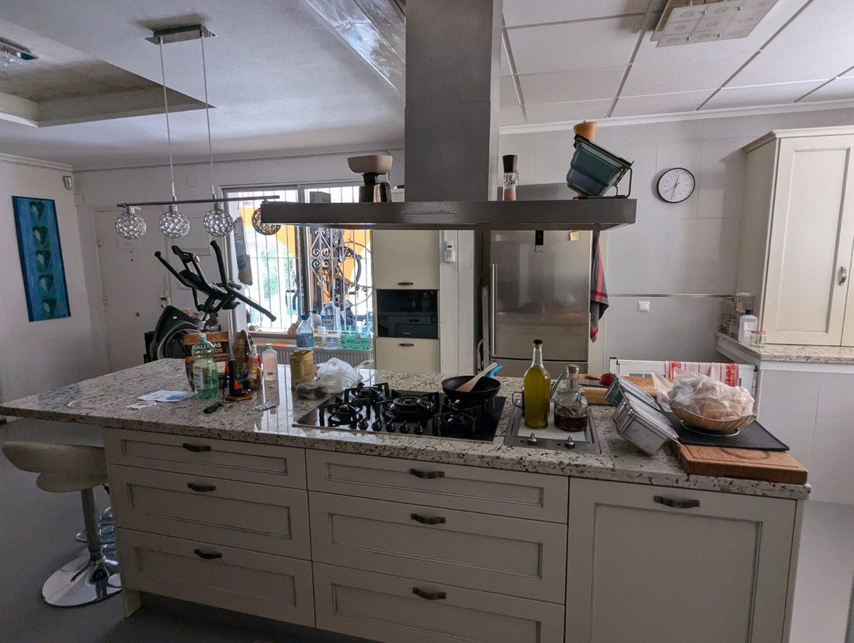 For sale - 5 Bedroom 4 Bathroom House - Finca - Cortijo in Crevillente - Crevillent - Crevillente - Crevillent Centro  - Alicante