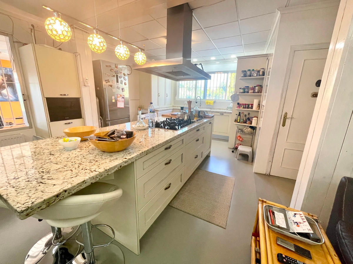 For sale - 5 Bedroom 4 Bathroom House - Finca - Cortijo in Crevillente - Crevillent - Crevillente - Crevillent Centro  - Alicante