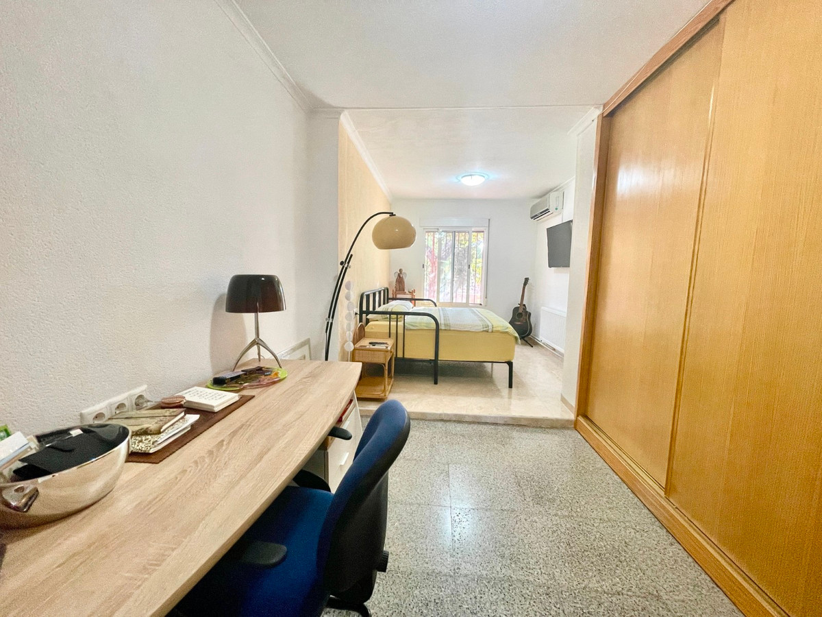 For sale - 5 Bedroom 4 Bathroom House - Finca - Cortijo in Crevillente - Crevillent - Crevillente - Crevillent Centro  - Alicante