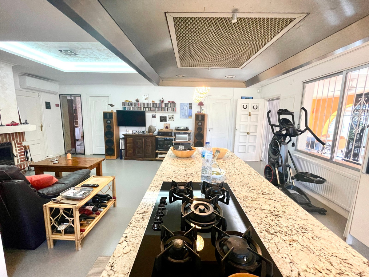 For sale - 5 Bedroom 4 Bathroom House - Finca - Cortijo in Crevillente - Crevillent - Crevillente - Crevillent Centro  - Alicante