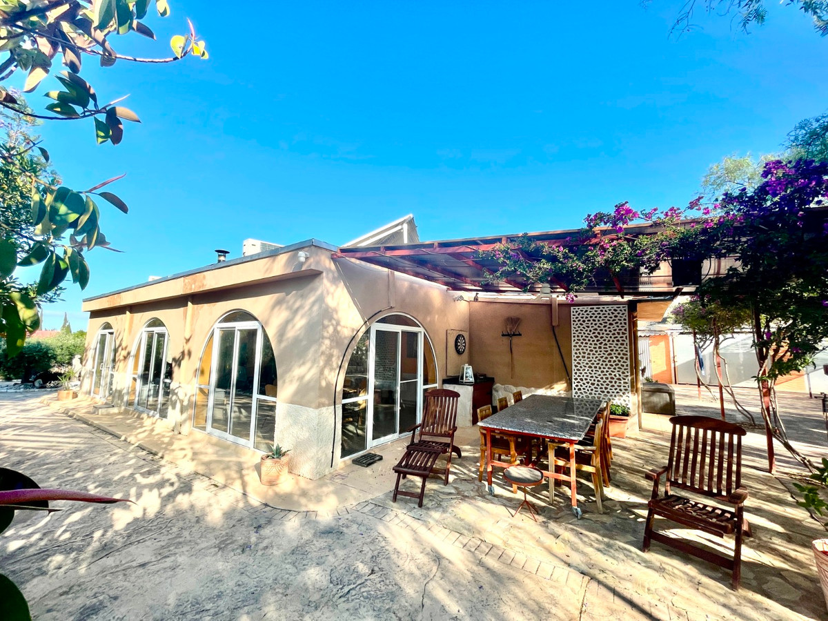 For sale - 5 Bedroom 4 Bathroom House - Finca - Cortijo in Crevillente - Crevillent - Crevillente - Crevillent Centro  - Alicante
