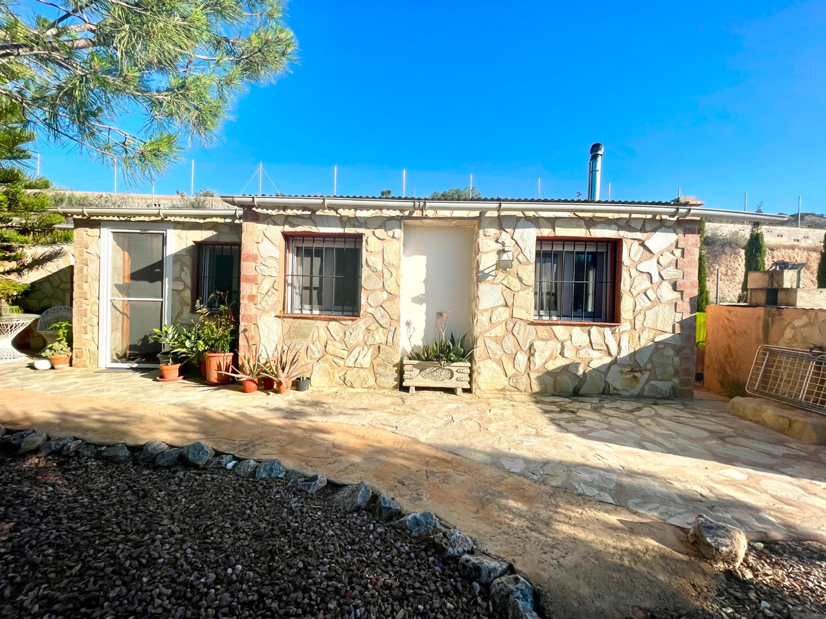 For sale - 5 Bedroom 4 Bathroom House - Finca - Cortijo in Crevillente - Crevillent - Crevillente - Crevillent Centro  - Alicante