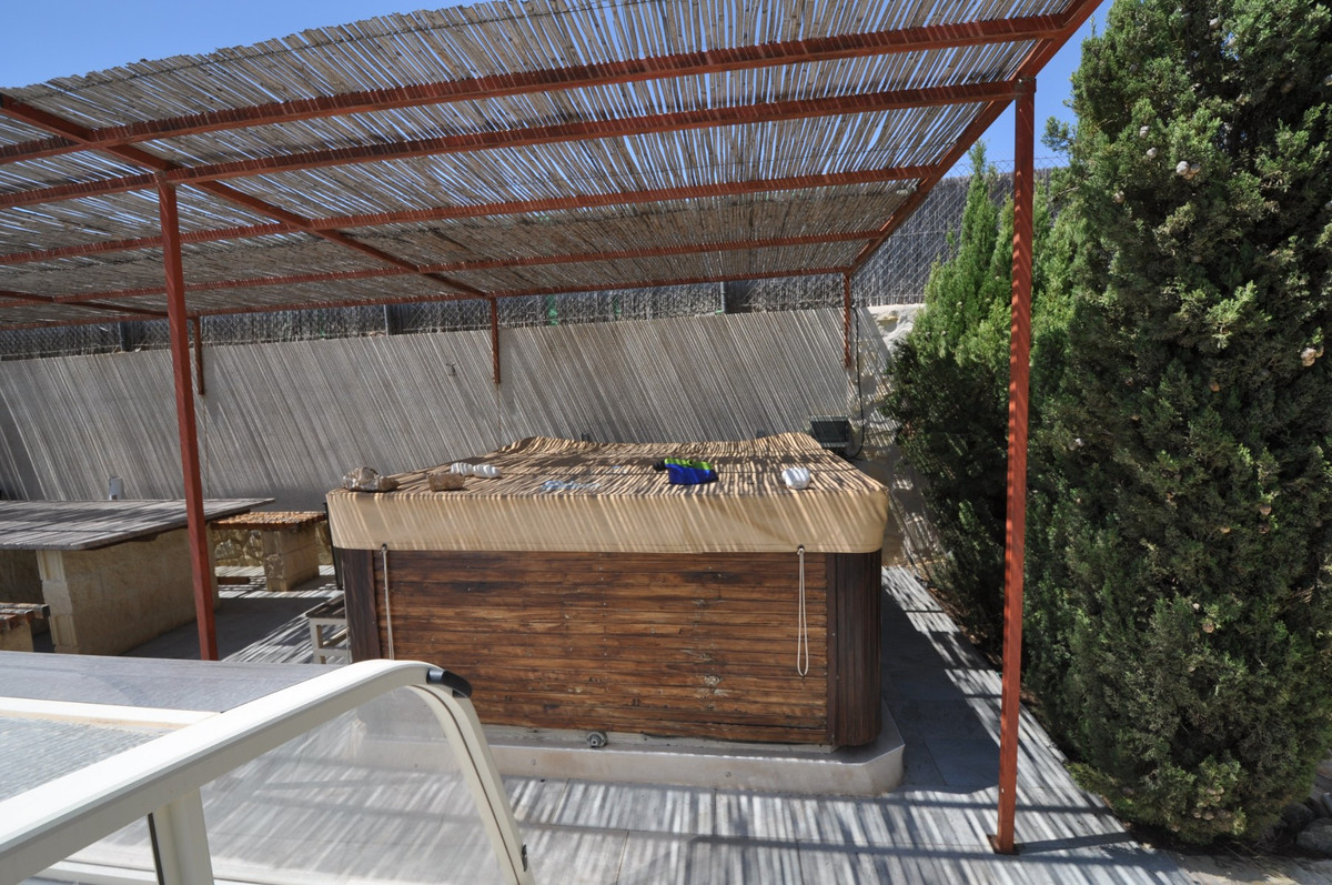 For sale - 5 Bedroom 4 Bathroom House - Finca - Cortijo in Crevillente - Crevillent - Crevillente - Crevillent Centro  - Alicante