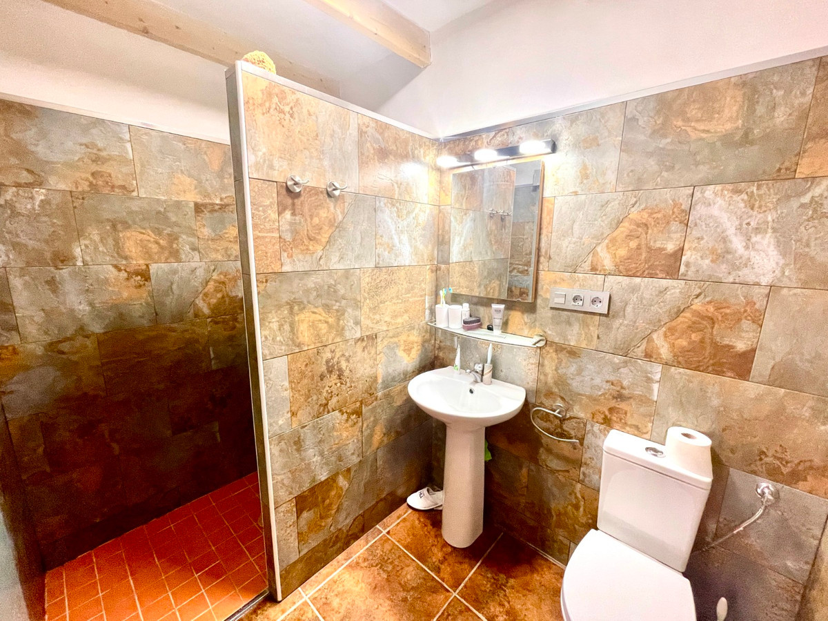 For sale - 5 Bedroom 4 Bathroom House - Finca - Cortijo in Crevillente - Crevillent - Crevillente - Crevillent Centro  - Alicante