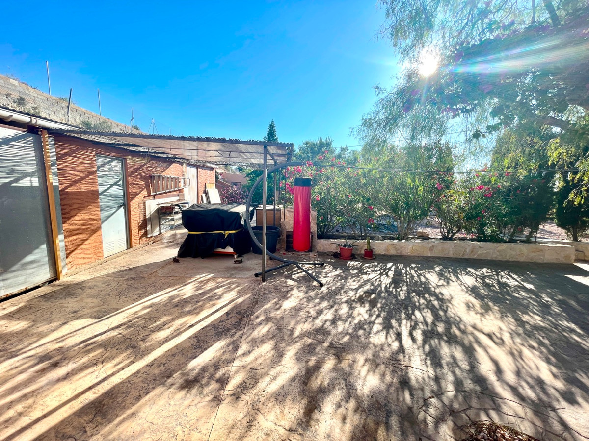 For sale - 5 Bedroom 4 Bathroom House - Finca - Cortijo in Crevillente - Crevillent - Crevillente - Crevillent Centro  - Alicante