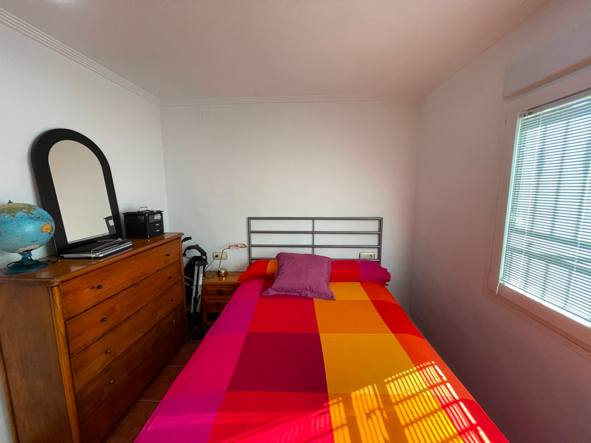 For sale - 4 Bedroom 2 Bathroom House - Detached Villa in Crevillente - Crevillent - Crevillente - Crevillent Centro  - Alicante