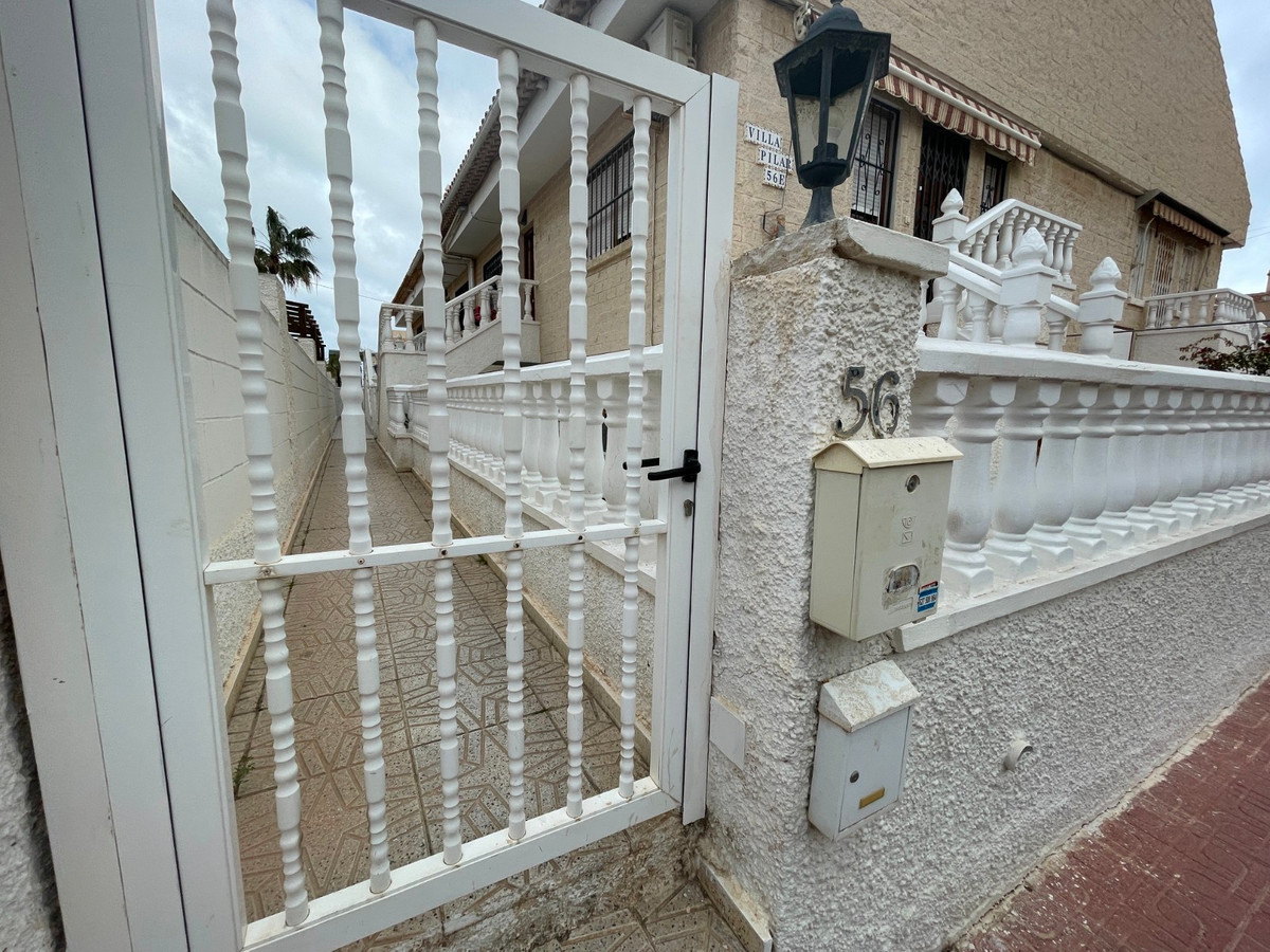 For sale - 3 Bedroom 2 Bathroom apartment in La Mata - La Mata  - Alicante