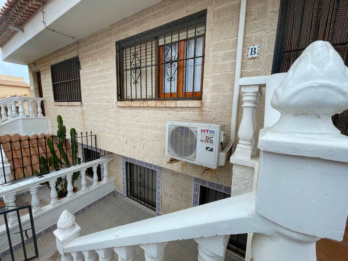 For sale - 3 Bedroom 2 Bathroom apartment in La Mata - La Mata  - Alicante