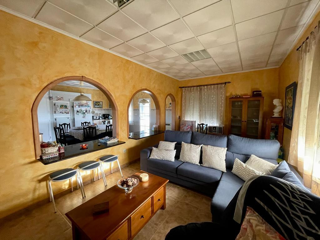 For sale - 7 Bedroom 4 Bathroom House - Detached Villa in Albatera - Albatera Centro  - Alicante