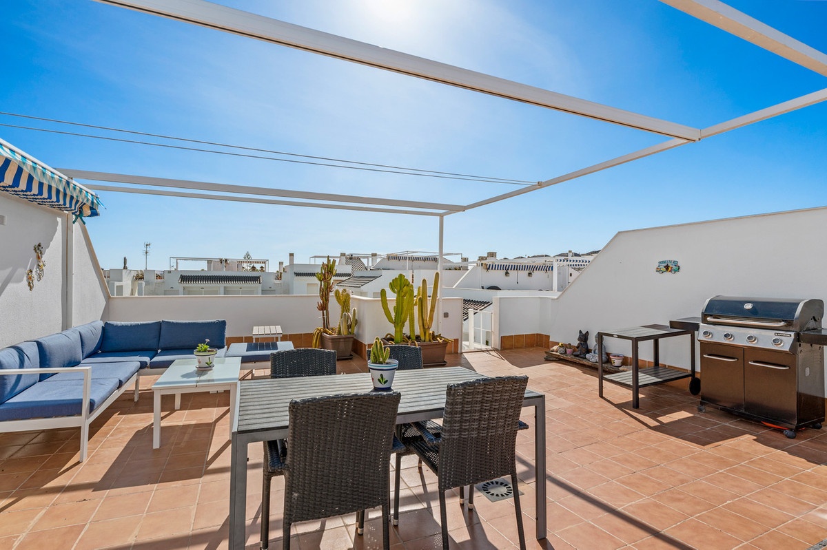 For sale - 2 Bedroom 2 Bathroom Apartment - Penthouse in Torrevieja - La Veleta  - Alicante